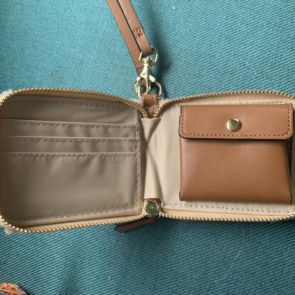 Sherpa wallet - Picture 2 of 3